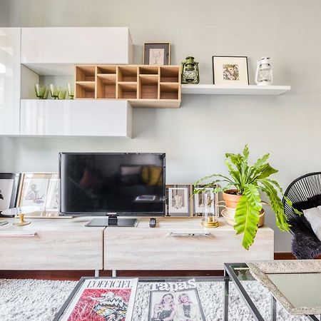 Puerta Del Sol Boutique Apartment มาดริด ภายนอก รูปภาพ