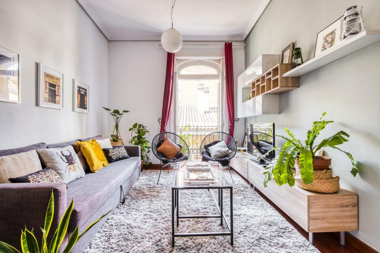 Puerta Del Sol Boutique Apartment มาดริด ภายนอก รูปภาพ
