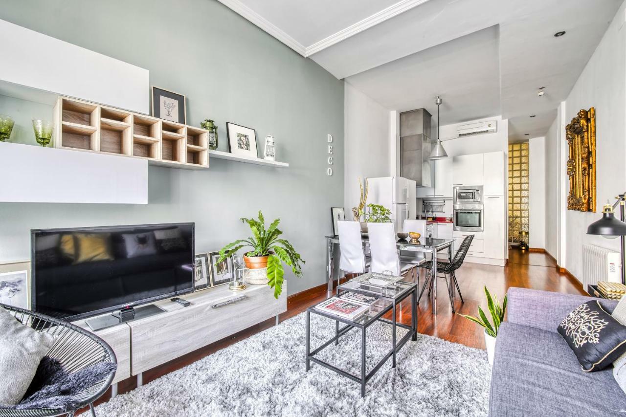 Puerta Del Sol Boutique Apartment มาดริด ภายนอก รูปภาพ