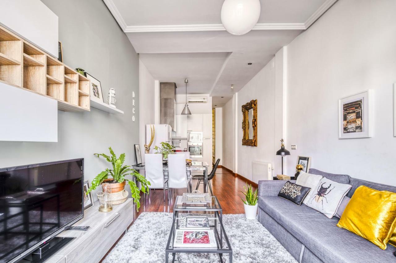 Puerta Del Sol Boutique Apartment มาดริด ภายนอก รูปภาพ